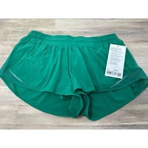 NWT Lululemon Womens Hotty Hot Low-Rise Lined Short 2.5" Cascadia Green Size 12